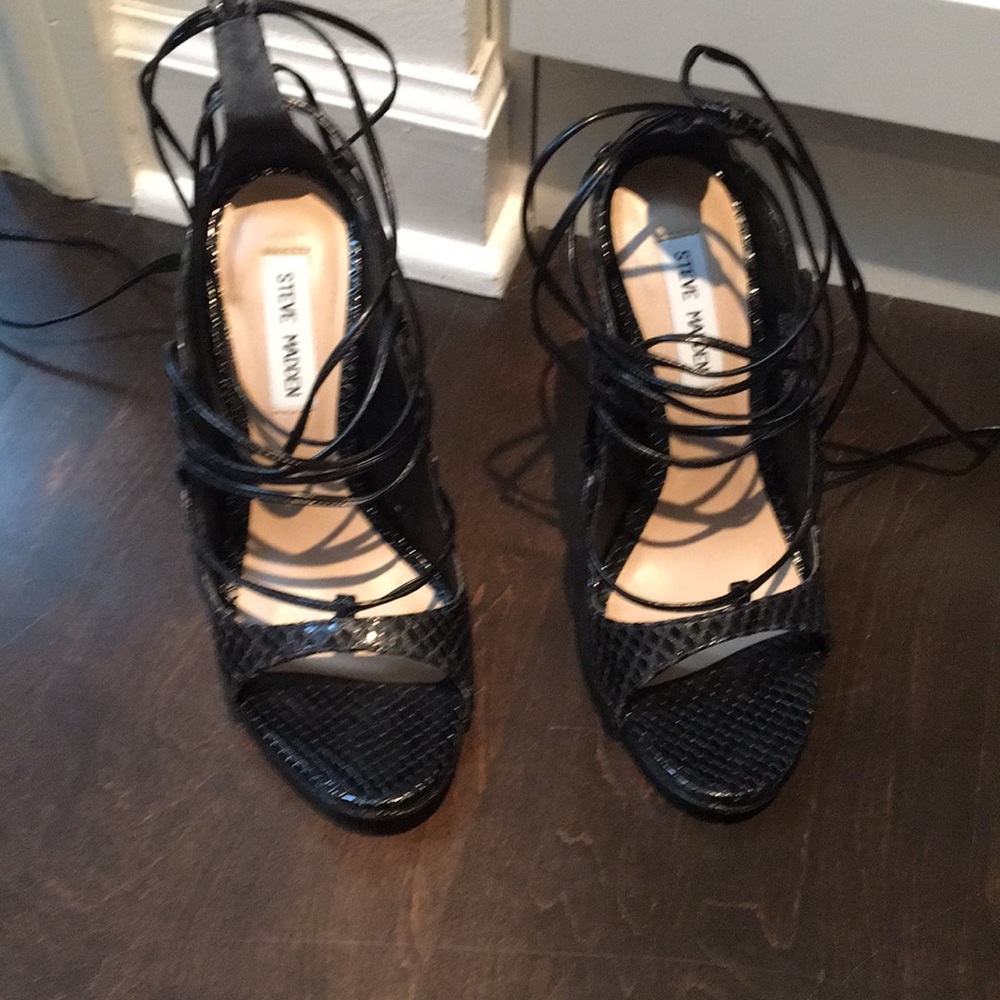Steve Madden heels perfect condition